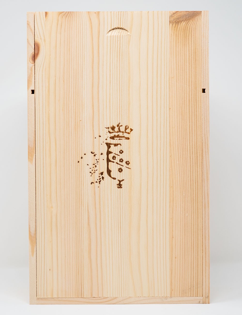 Holzkiste aus massivem Tannenholz mit Brandzeichen für zwei Weinflaschen